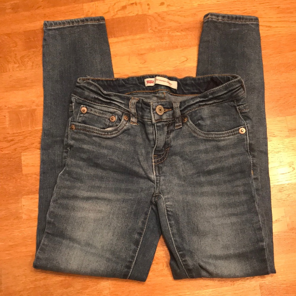 Girls Levi jeans size 8.